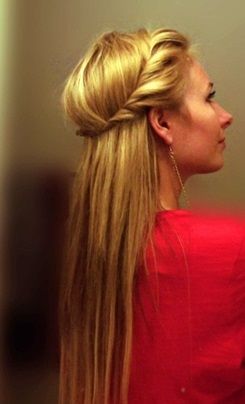 Fryzura blond włosy