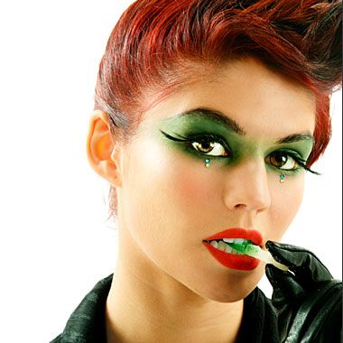 Makijaż zielone powieki