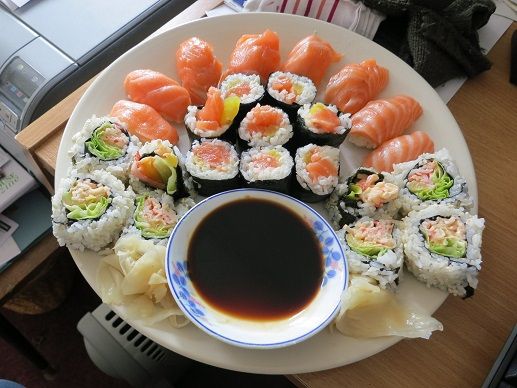 Talerz ze sushi