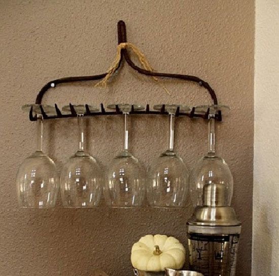 Wieszak na kiliszki do wina