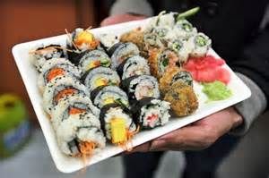 Kolorowe i puszne sushi