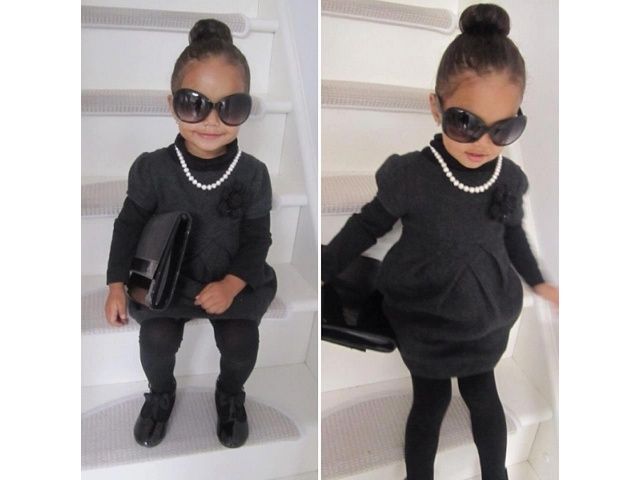 Stylizacja mała dama w okularach