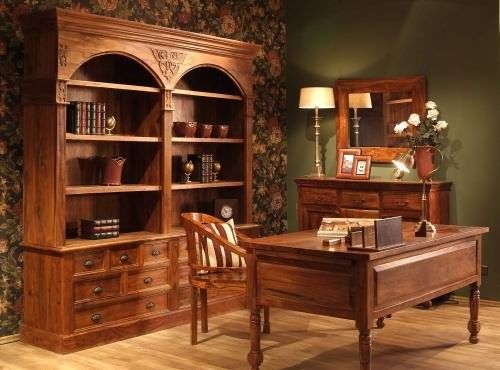 Stylowe wnętrze z drewnianymi meblami