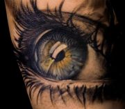 Niebieskie oko tatuaż
